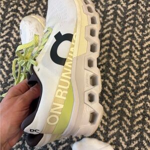 On Running Women's Shoes - White and Lime